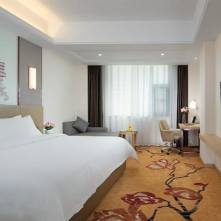 Vienna Hotels Jinghong Εξωτερικό φωτογραφία